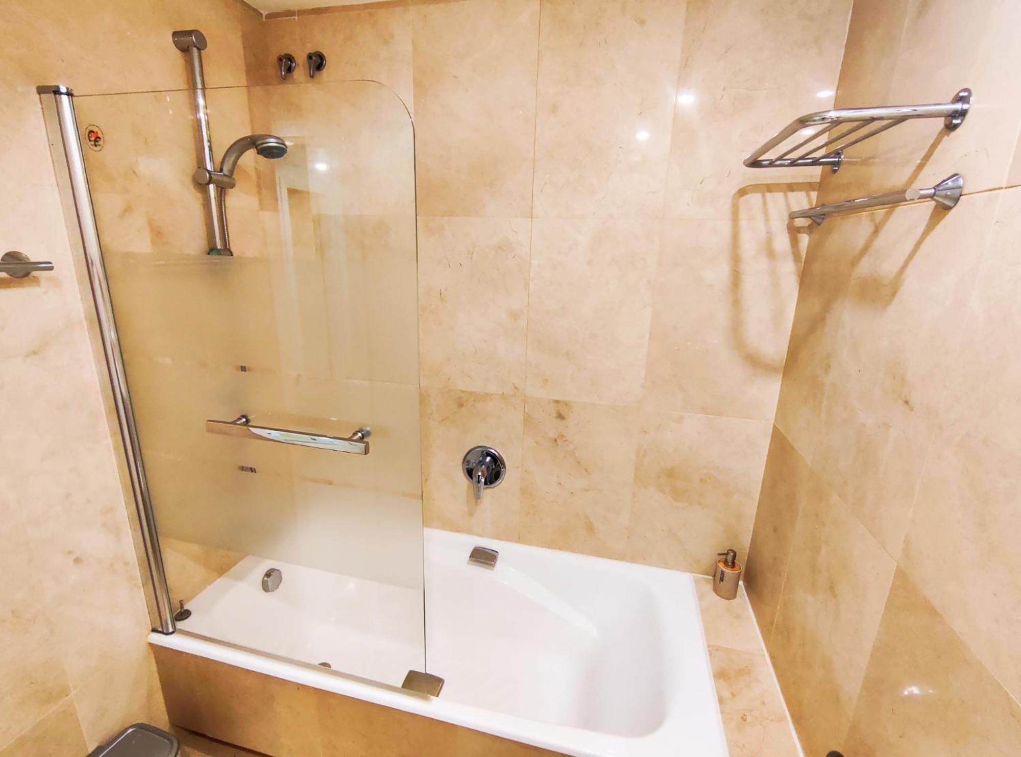 Luxury Frontline Residence Ehhouse Estepona Esterno foto